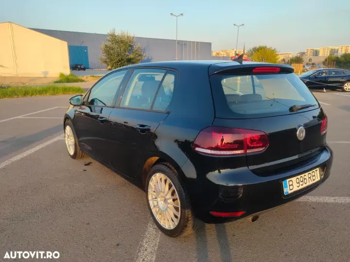 Volkswagen Golf VI 1.6 TDI DPF Comfortline