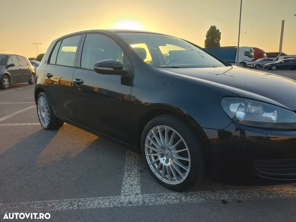 Volkswagen Golf VI 1.6 TDI DPF Comfortline — imagine 2