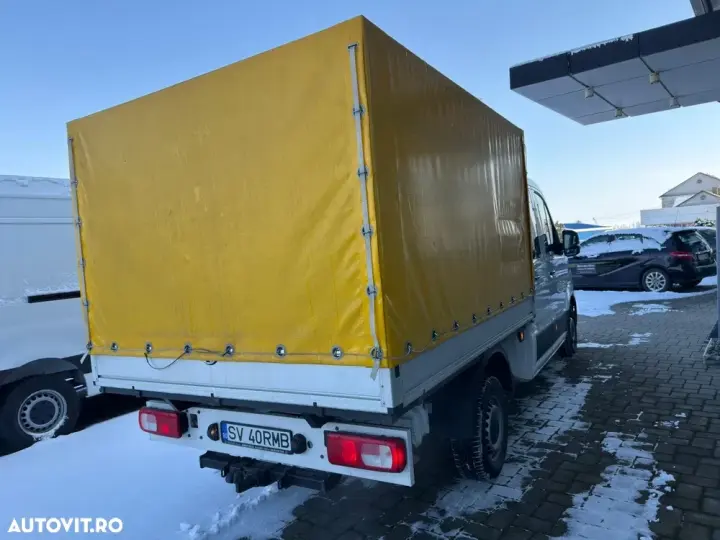 Volkswagen Crafter 3.5 CD Bena L4 FWD 75kW