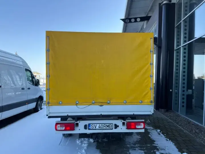 Volkswagen Crafter 3.5 CD Bena L4 FWD 75kW