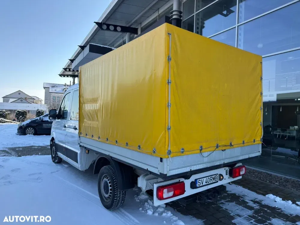 Volkswagen Crafter 3.5 CD Bena L4 FWD 75kW — imagine 4