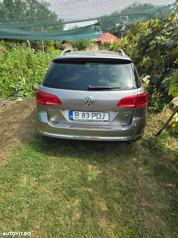 Volkswagen Passat B7 2.0 TDI 4Motion BlueMotion Technology DSG Highline — imagine 3
