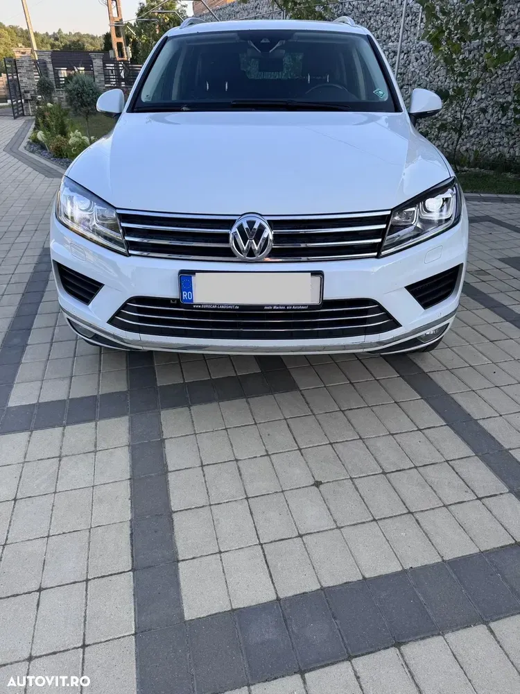 Volkswagen Touareg III 3.0 V6 TDI SCR Blue Motion DPF Automatik Terrain Tech Executive Edition — imagine 2