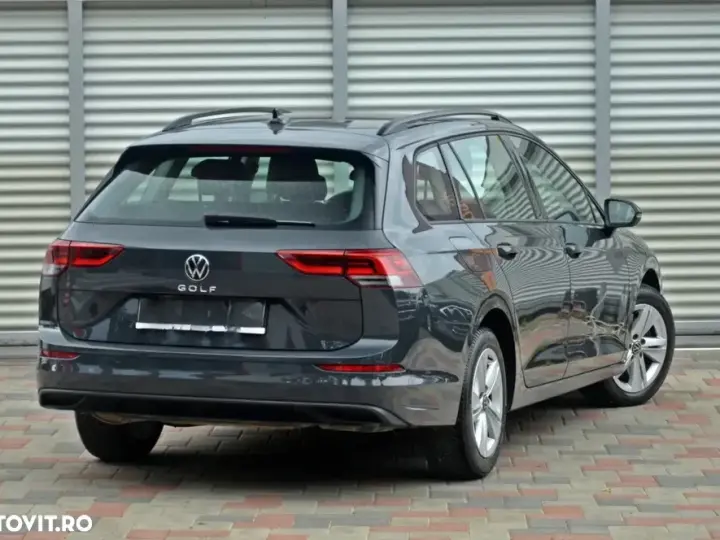 Volkswagen Golf VIII