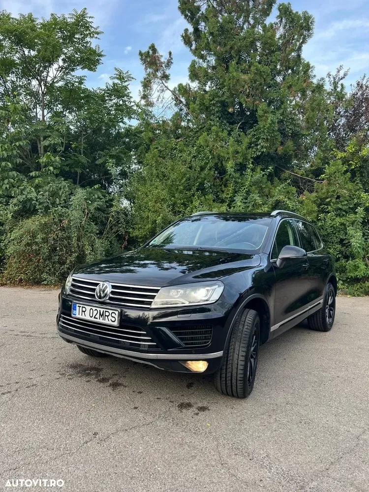 Volkswagen Touareg II 3.0 V6 TDI SCR Blue Motion DPF Automatik — imagine 2