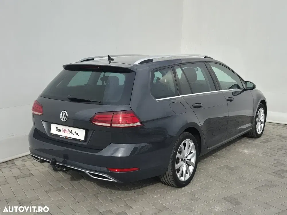Volkswagen Golf VIII 2.0 TDI DSG Highline — imagine 5