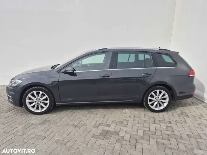 Volkswagen Golf VIII 2.0 TDI DSG Highline