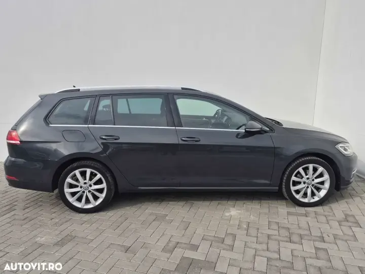 Volkswagen Golf VIII 2.0 TDI DSG Highline