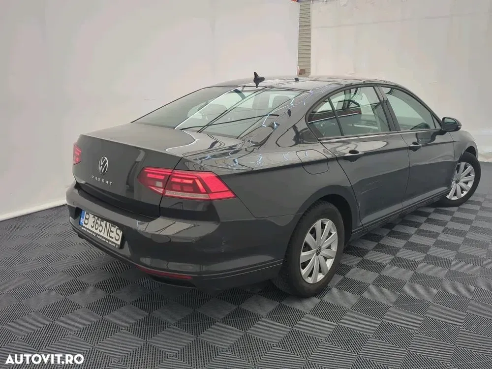 Volkswagen Passat 2.0 TDI SCR Advance — imagine 4