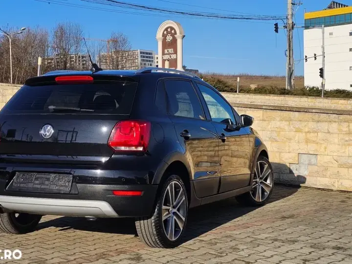 Volkswagen Polo V 1.2 TSI DSG Cross