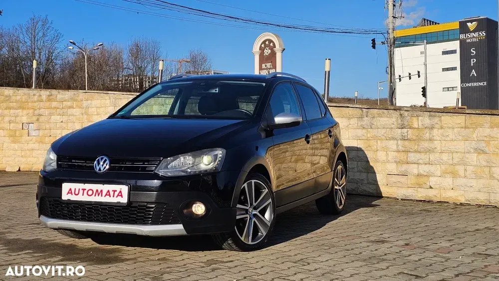 Volkswagen Polo V 1.2 TSI DSG Cross — imagine 2