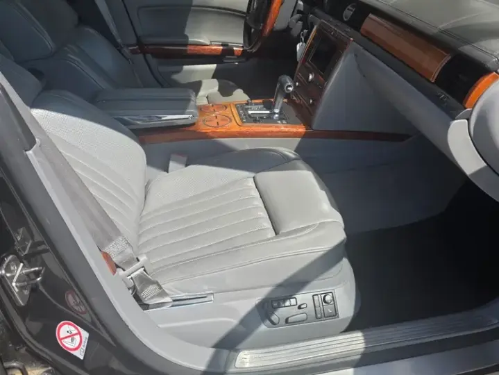 Volkswagen Phaeton 6.0 W12 4MOTION Automatik