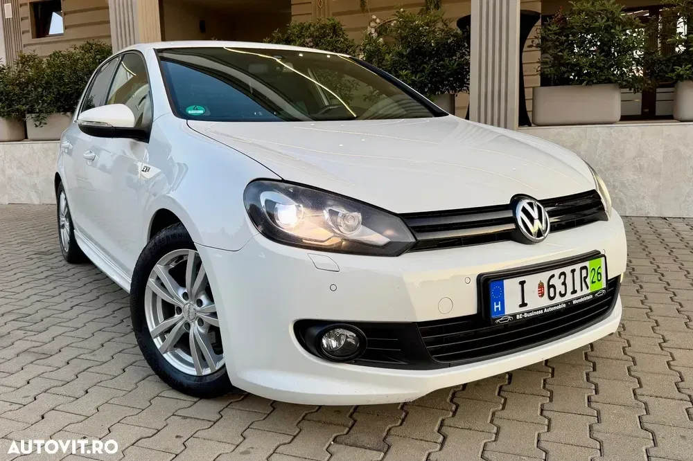 Volkswagen Golf VI 2.0 TDI DPF Sportline — imagine 3