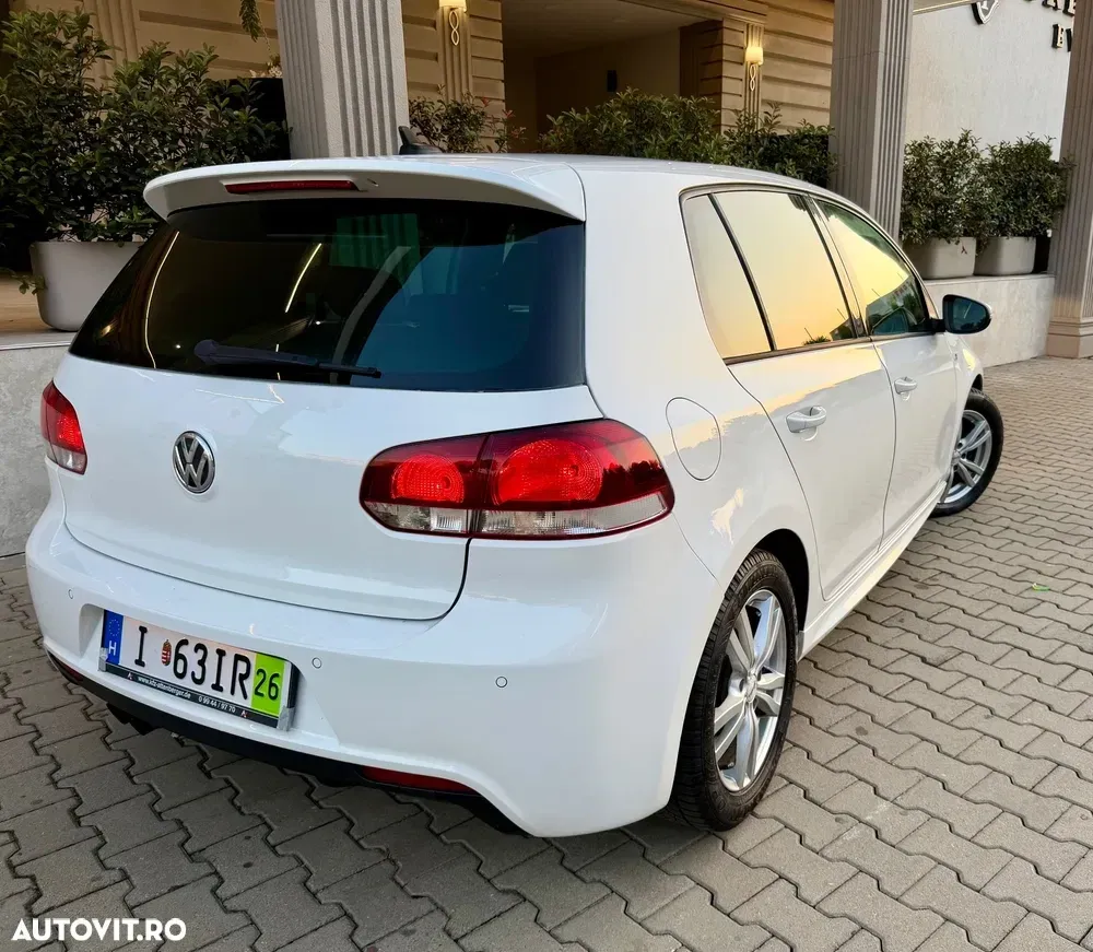 Volkswagen Golf VI 2.0 TDI DPF Sportline — imagine 4