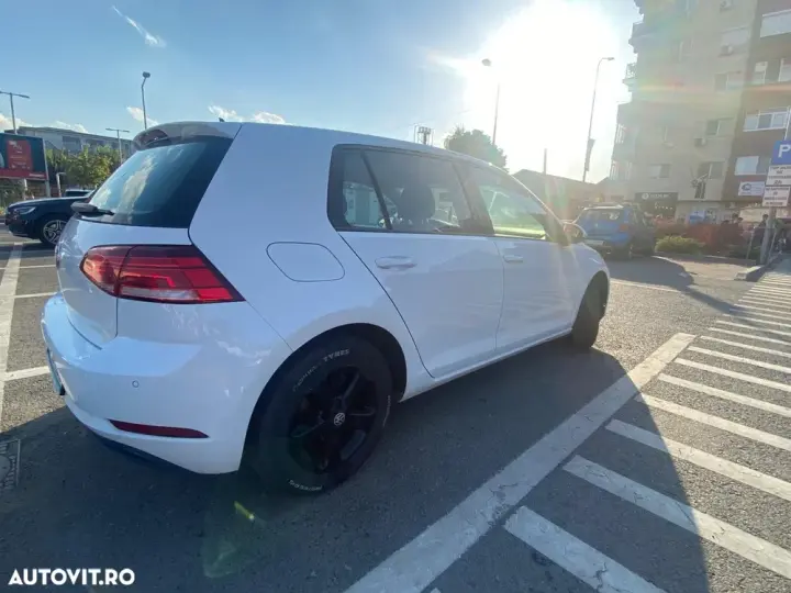 Volkswagen Golf VII 1.0 TSI Trendline