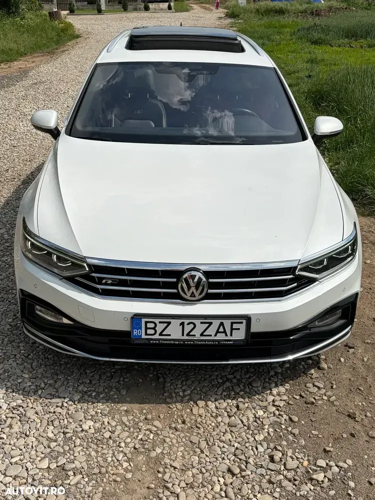 Volkswagen Passat B8 2.0 TDI SCR 4Motion DSG Elegance — imagine 6