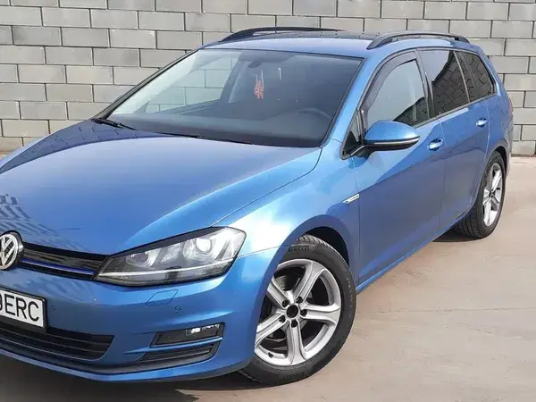 Volkswagen Golf VII 1.6 TDI BlueMotion Comfortline