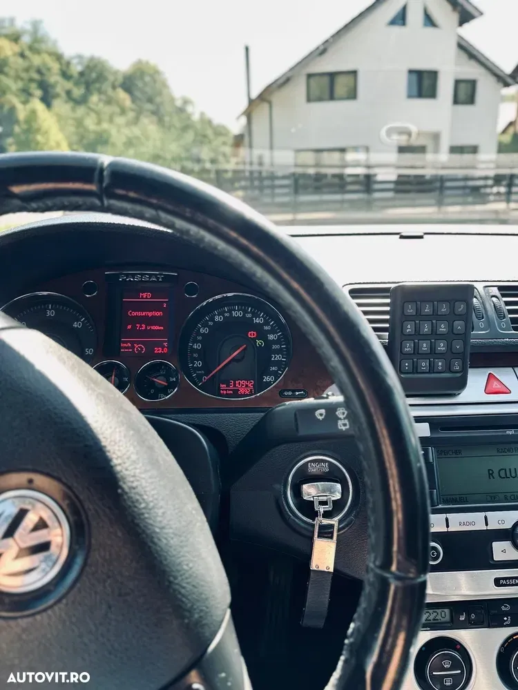 Volkswagen Passat B6 2.0 TDI Highline DPF 4Motion — imagine 4