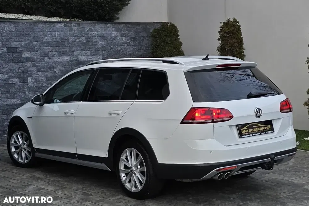 Volkswagen Golf 2.0 TDI SCR 4Motion DSG Alltrack — imagine 3