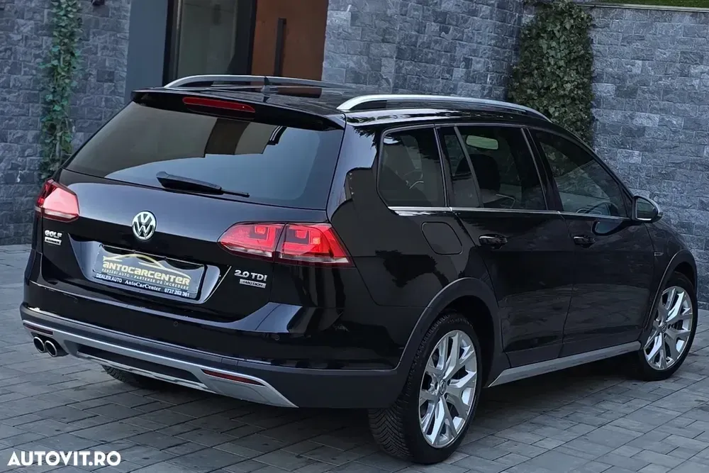 Volkswagen Golf 2.0 TDI Highline — imagine 3