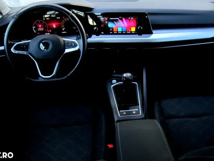 Volkswagen Golf VIII