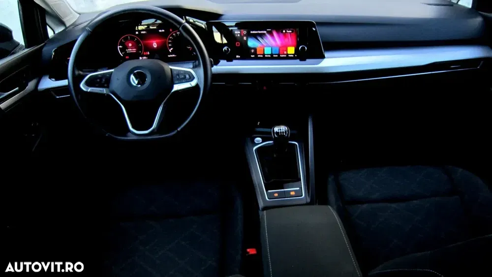 Volkswagen Golf VIII — imagine 5