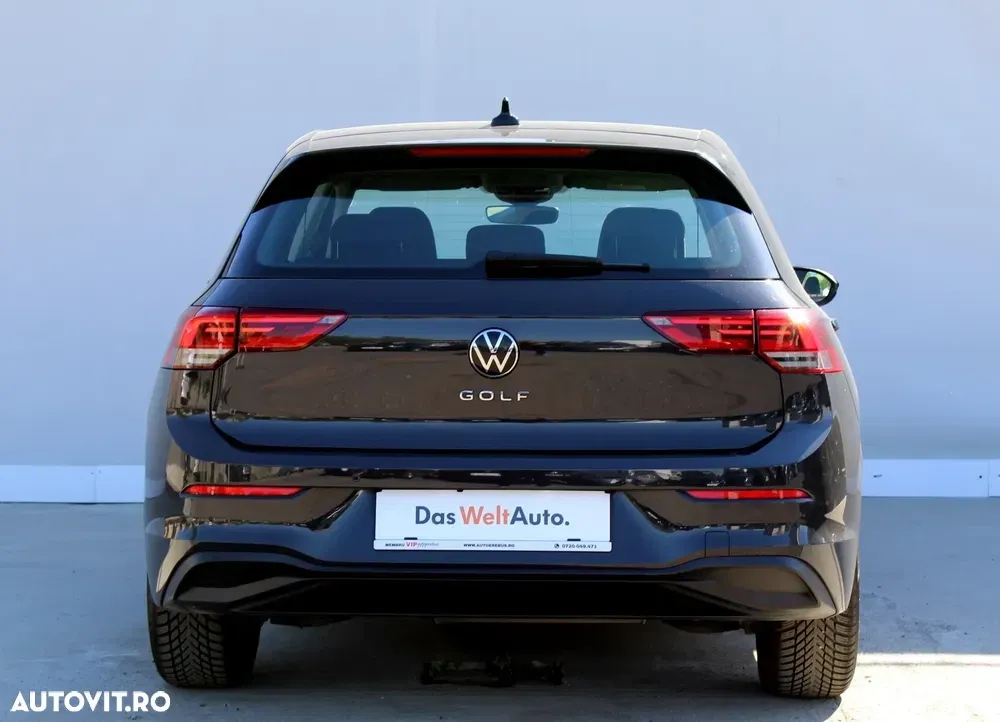 Volkswagen Golf VIII — imagine 4