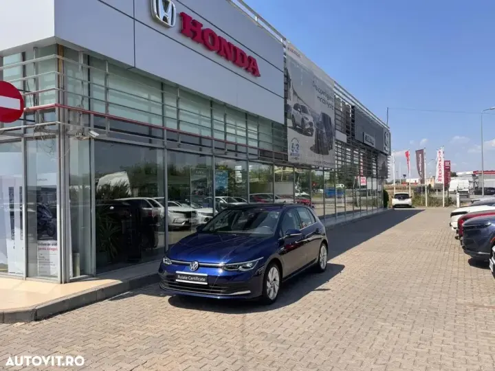 Volkswagen Golf VIII 1.5 eTSI MHEV 150CP DSG Style
