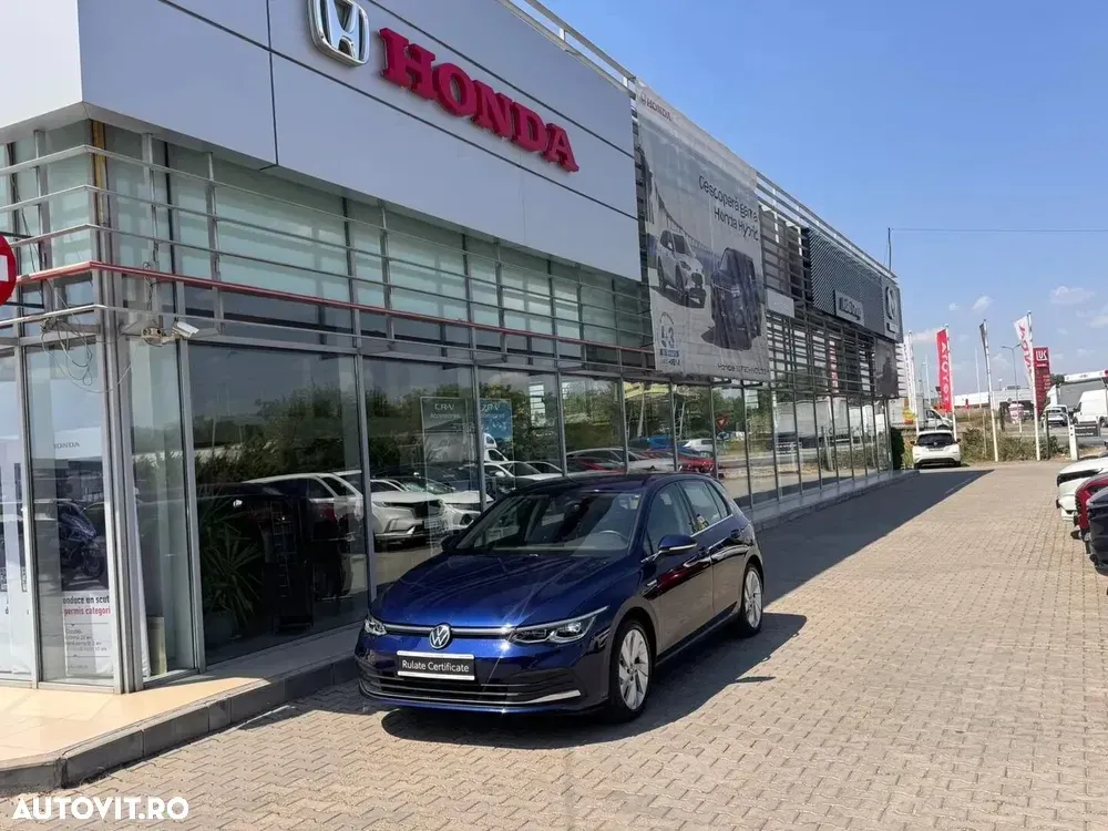 Volkswagen Golf VIII 1.5 eTSI MHEV 150CP DSG Style — imagine 2