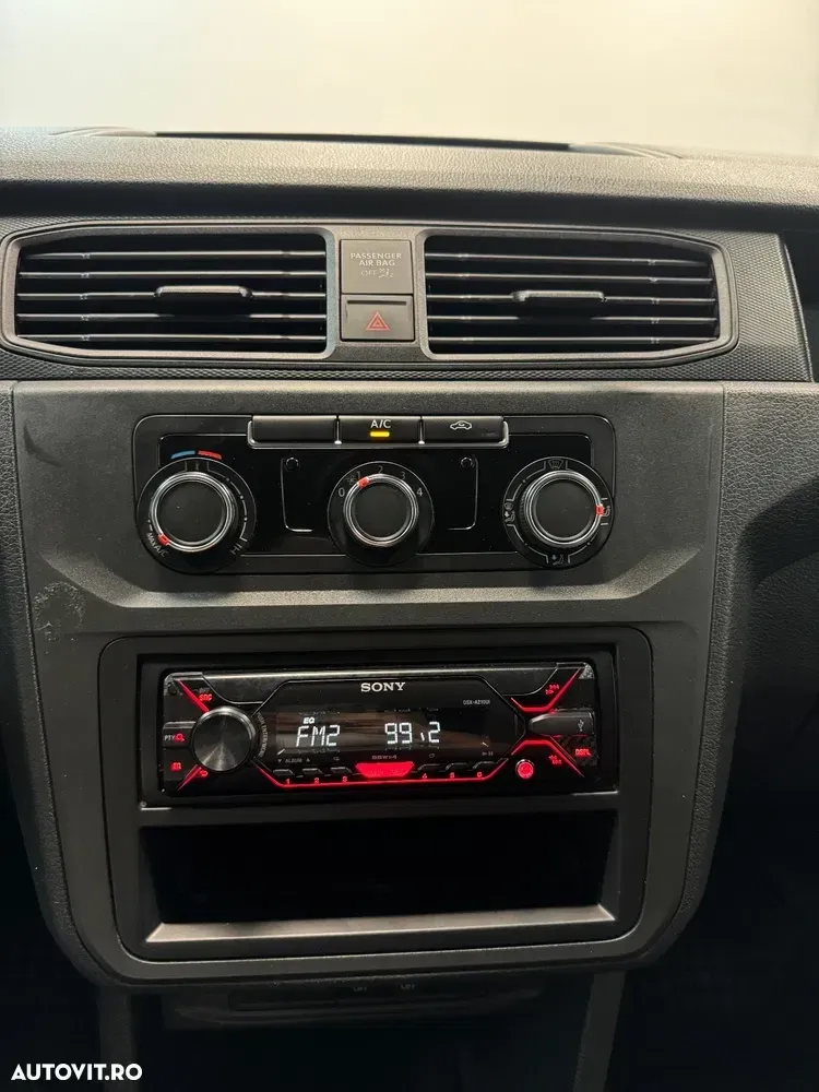 Volkswagen Caddy 2.0 TDI 55 kW — imagine 6