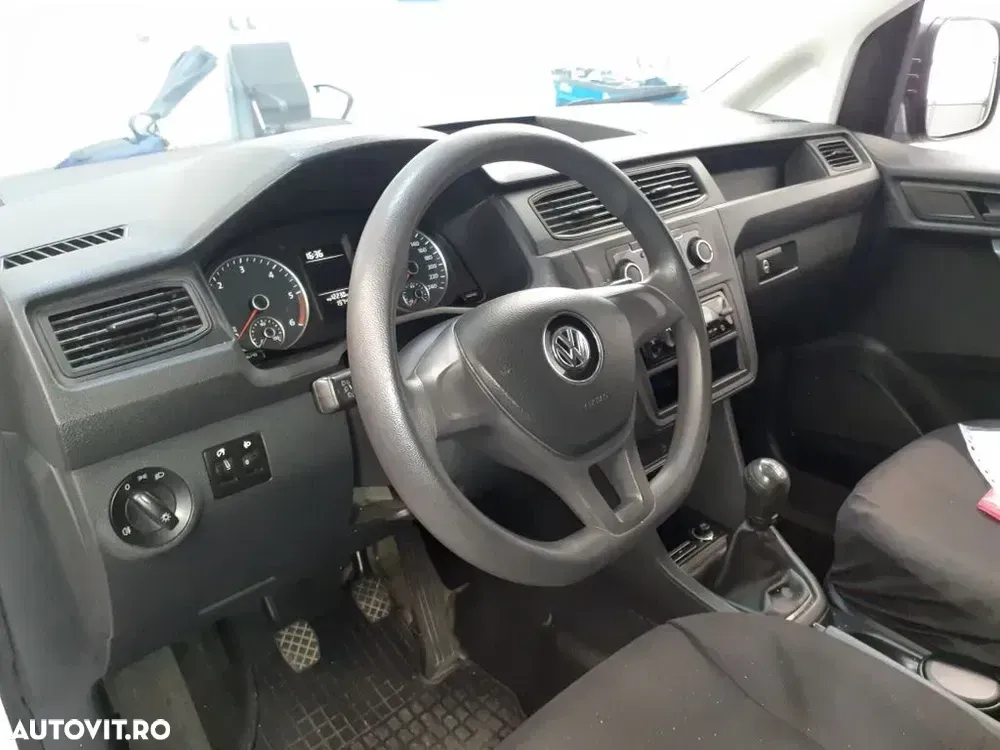 Volkswagen Caddy 2.0 TDI 55 kW — imagine 5