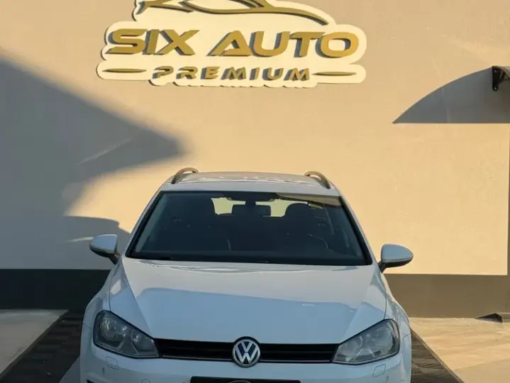 Volkswagen Golf VII 1.6 TDI BMT Comfortline