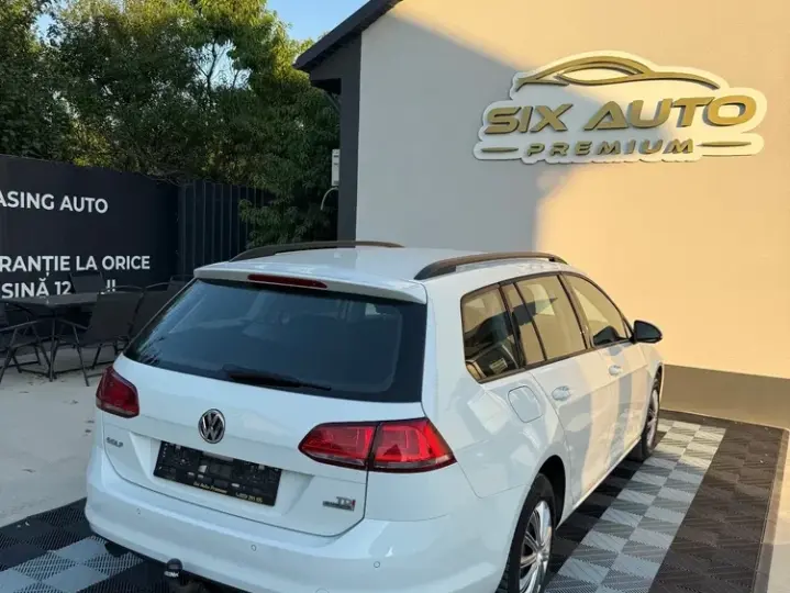 Volkswagen Golf VII 1.6 TDI BMT Comfortline
