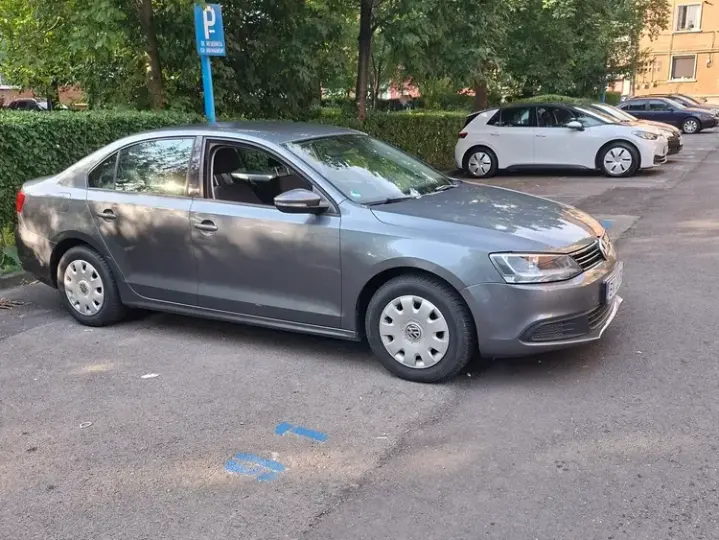 Volkswagen Jetta 1.6 TDI DPF Comfortline
