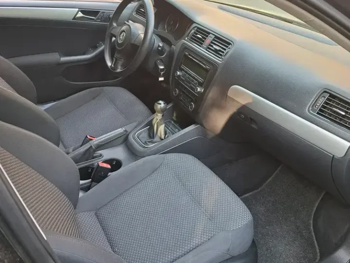 Volkswagen Jetta 1.6 TDI DPF Comfortline