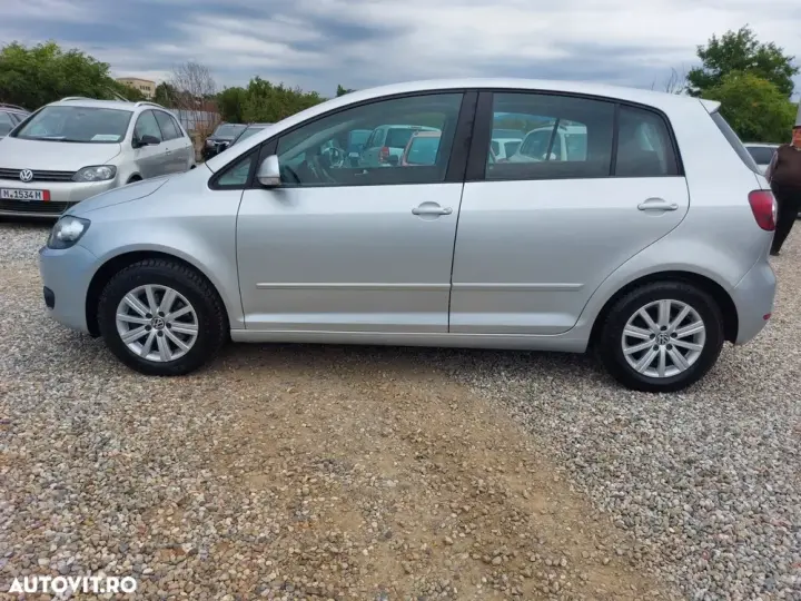 Volkswagen Golf VI