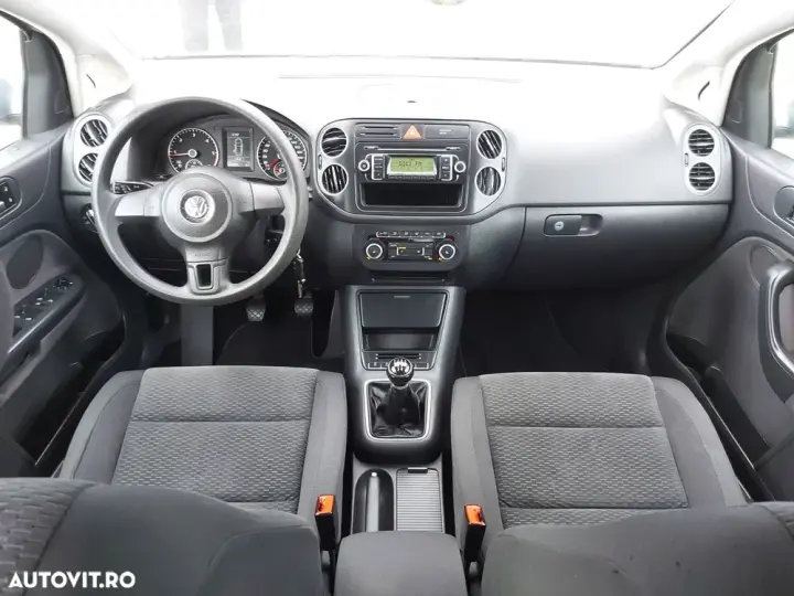 Volkswagen Golf VI