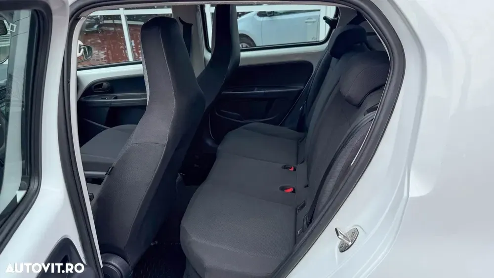 Volkswagen up! 32.3 kWh — imagine 5