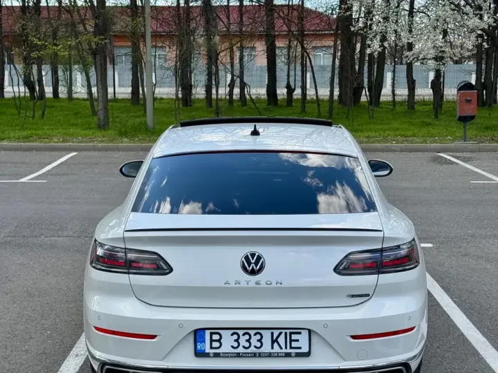 Volkswagen Arteon 2.0 TDI SCR 4Motion DSG R-Line
