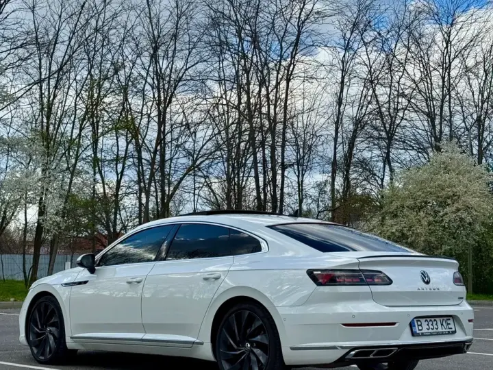Volkswagen Arteon 2.0 TDI SCR 4Motion DSG R-Line