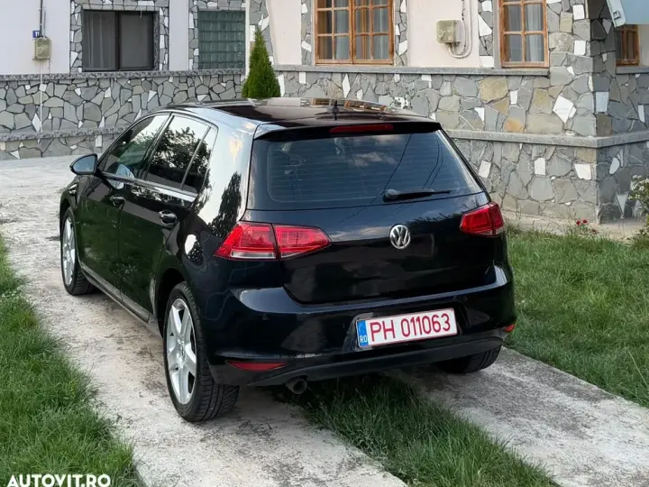Volkswagen Golf VII 1.6 TDI DPF Trendline