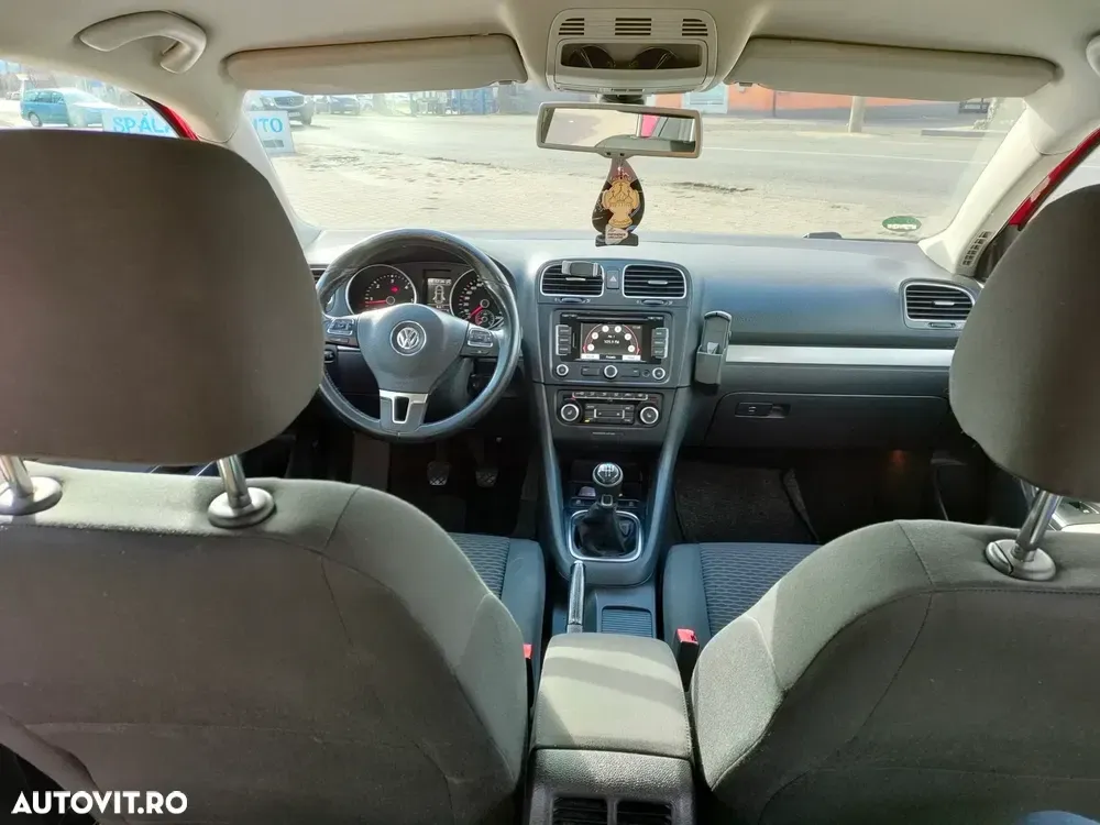 Volkswagen Golf VI 1.6 TDI BlueMotion Technology Comfortline — imagine 4