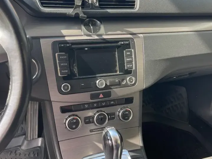 Volkswagen Passat B7