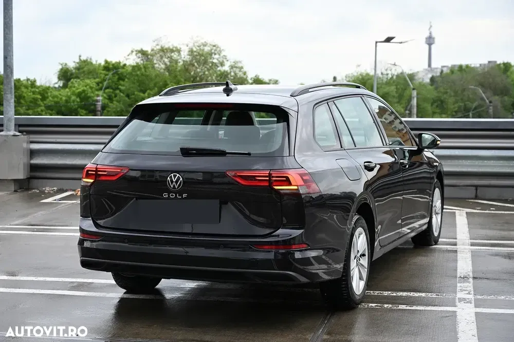 Volkswagen Golf VIII 2.0 TDI DSG Life — imagine 5