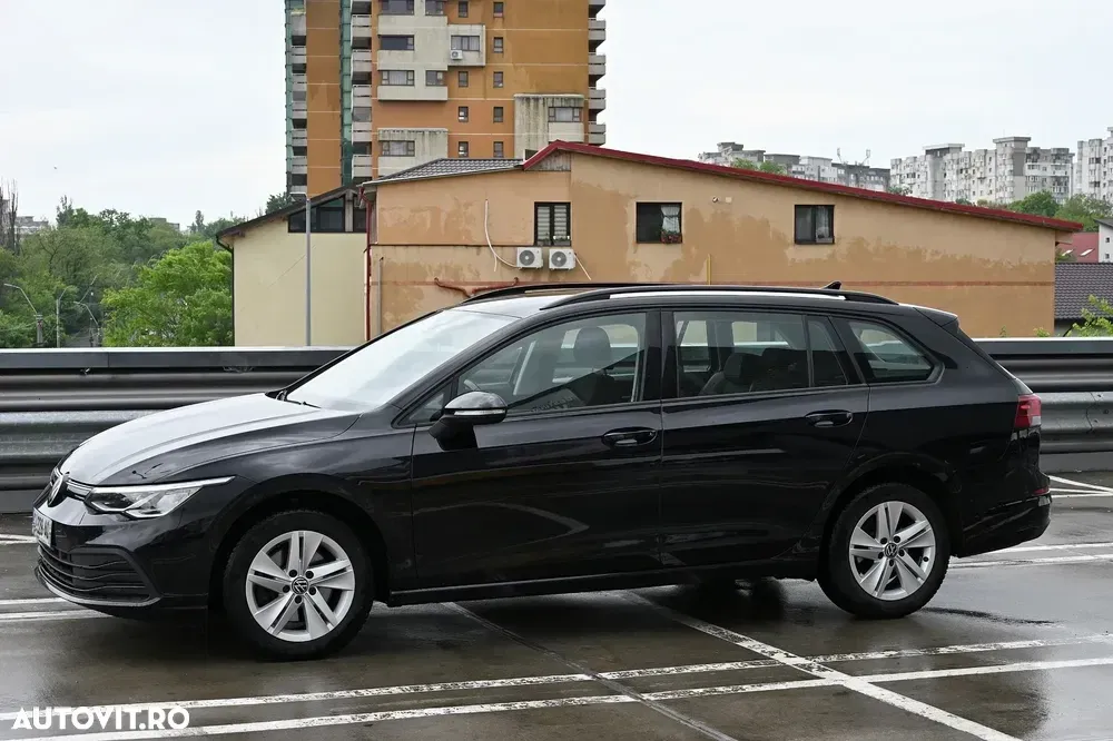 Volkswagen Golf VIII 2.0 TDI DSG Life — imagine 2