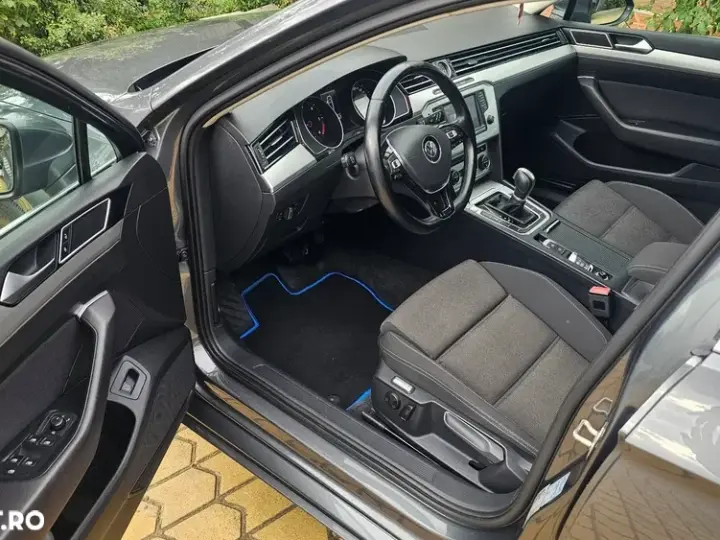 Volkswagen Passat B8 1.6 TDI DSG Comfortline