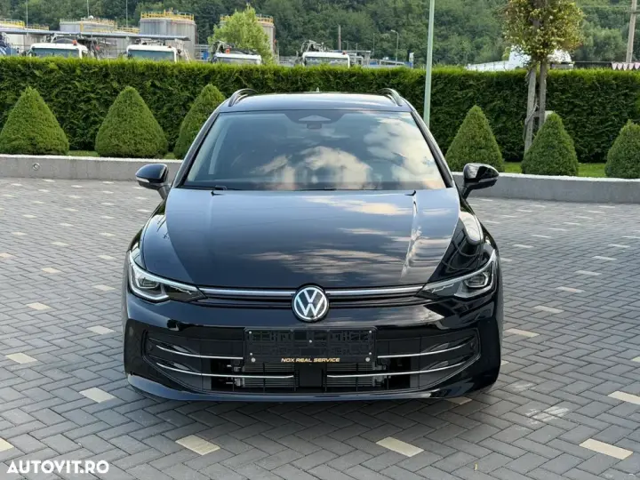 Volkswagen Golf VIII 1.5 eTSI OPF DSG Goal