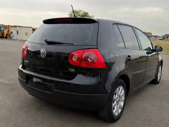 Volkswagen Golf V 1.9 TDI Comfortline DSG