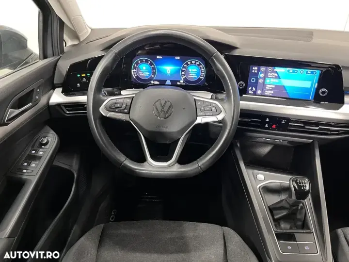 Volkswagen Golf VIII
