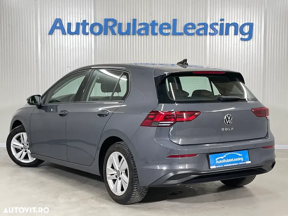Volkswagen Golf VIII — imagine 4